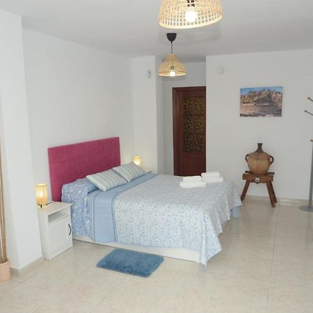 Habitacion Grande Con Terraza Privada, Malaga Centro מראה חיצוני תמונה