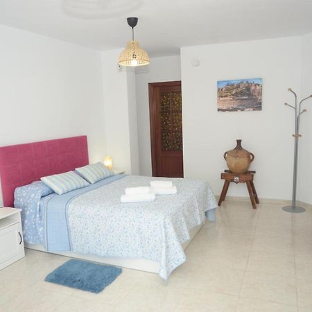 Habitacion Grande Con Terraza Privada, Malaga Centro מראה חיצוני תמונה