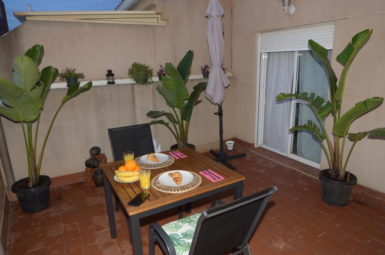 Habitacion Grande Con Terraza Privada, Malaga Centro מראה חיצוני תמונה